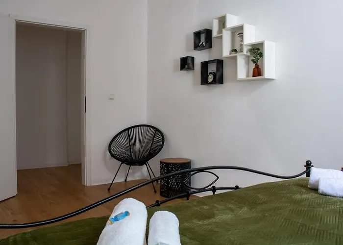 #UrbanJungle - luxuriös - 110qm - Kicker - Streaming